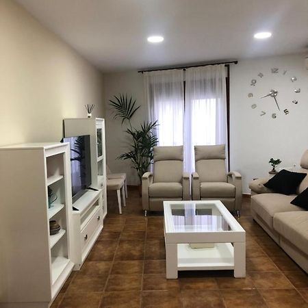 Piso Nuevo Plaza De La Constitucion Sta Cruz De La Zarza Apartment Santa Cruz de la Zarza Exterior foto
